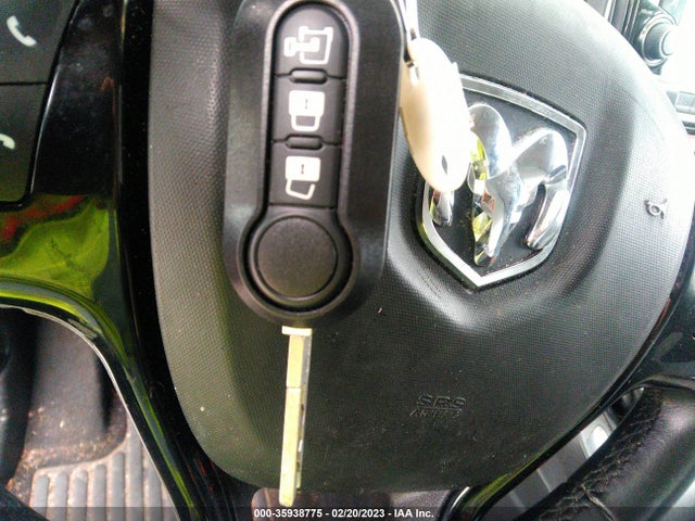 RAM Promaster City Cargo Van Tradesman 2017 ZFBERFAB5H6H00092 Image 3