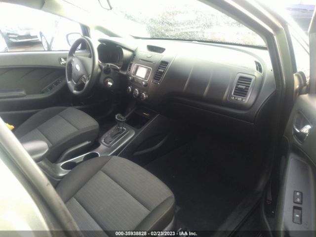 KNAFX4A65G5535237 KIA FORTE LX