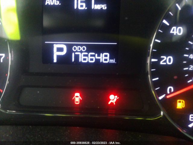 KNAFX4A65G5535237 KIA FORTE LX