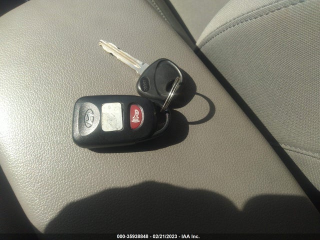 Hyundai ELANTRA SE 2017 KMHD74LF0HU124127 Image 3