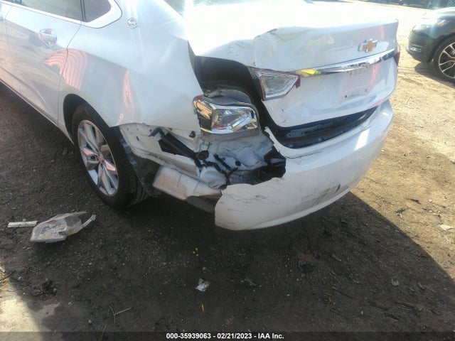 Chevrolet IMPALA LT 2018 2G1105SA6J9153831 Image 6