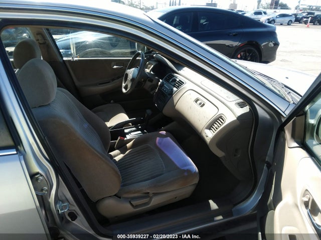 1998 HONDA ACCORD SDN LX VIN: 1HGCG5641WA246544