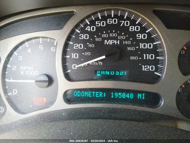 GMC YUKON XL DENALI 2003 1GKFK66U93J290713 Image 8