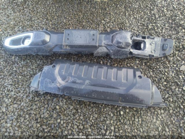 1C4HJXEN1KW618408 Jeep Wrangler Unlimited Sahara