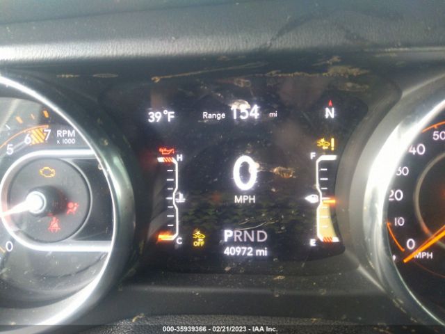 1C4HJXEN1KW618408 Jeep Wrangler Unlimited Sahara