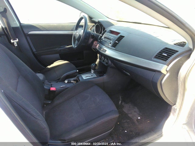 JA32X2HU4BU010984 Mitsubishi LANCER ES