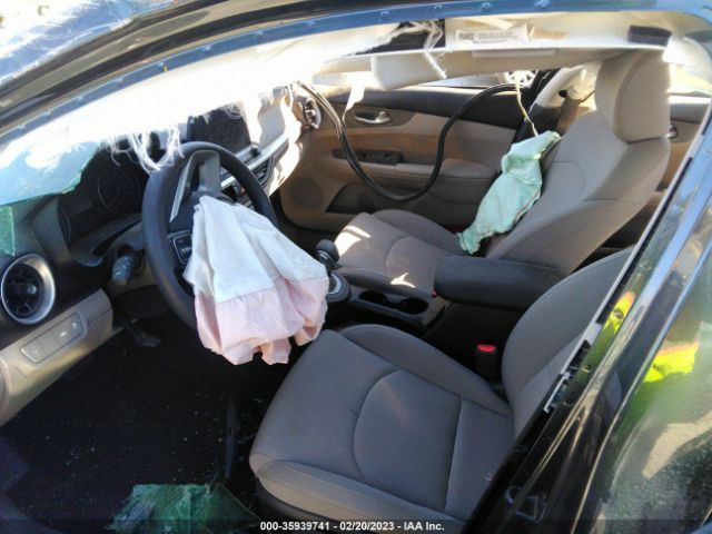 3KPF24AD9LE205681 KIA Forte Lxs