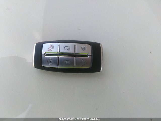 Genesis G70 2.0T 2023 KMTG34TA3PU110501 Image 3