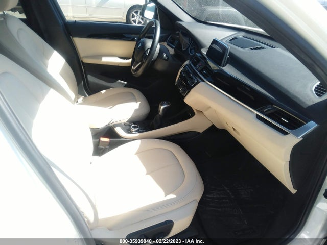 2018 BMW X1, VIN: WBXHU7C37J5H40516