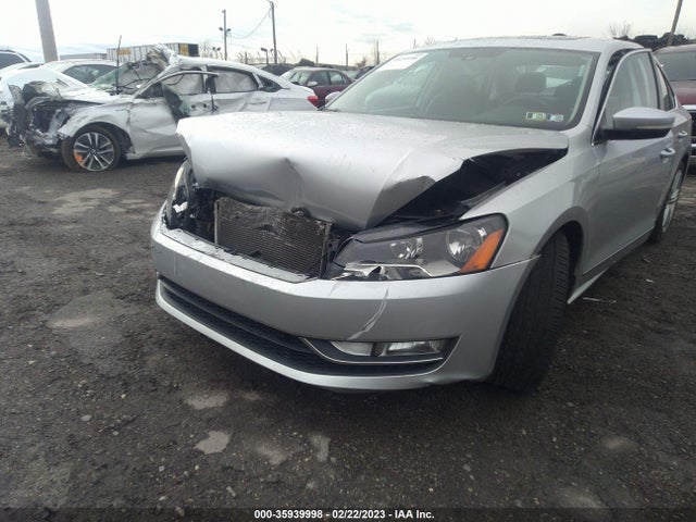 1VWBT7A39FC060168 Volkswagen Passat 1.8t Se W/sunroof & Nav