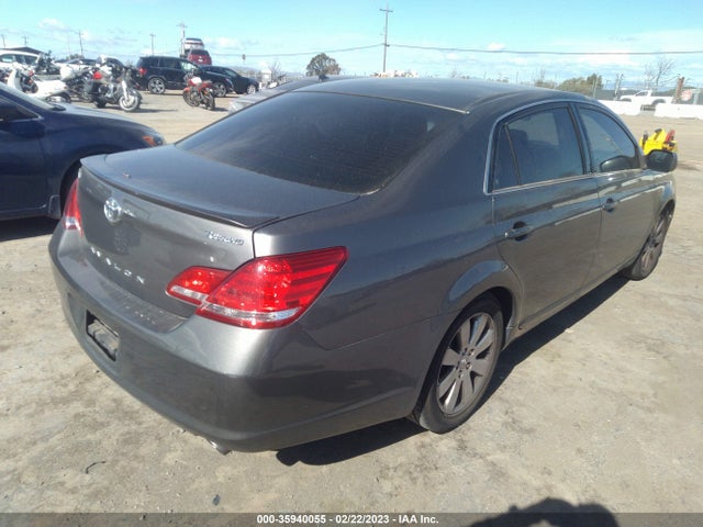 35940055 :رقم المزاد ، 4T1BK36B45U011592 vin ، 2005 Toyota Avalon Xl/touring/xls/limited مزاد بيع