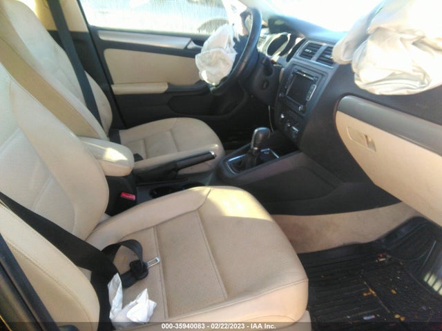 3VWD07AJ0FM357439 Volkswagen Jetta Sedan 1.8t Se W/connectivity
