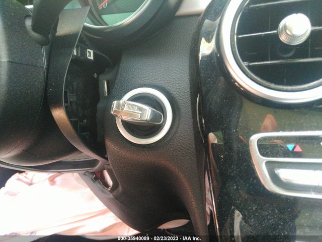 2016 Mercedes-Benz C-Class, VIN: 55SWF4KB5GU102080