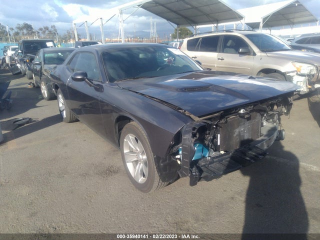 2C3CDZAG4NH112972 - Dodge Challenger Sxt 2022