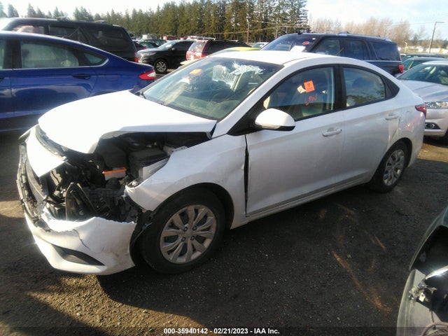 Hyundai ACCENT SE 2018 3KPC24A31JE012609 Image 2
