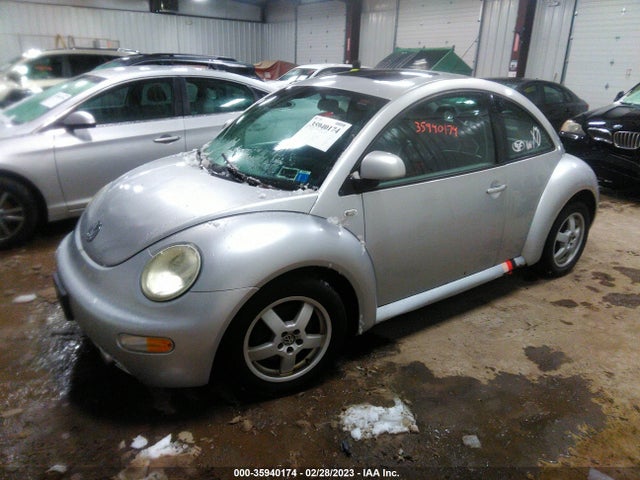 Volkswagen New Beetle 2000 3VWDD21C3YM482673 Image 2