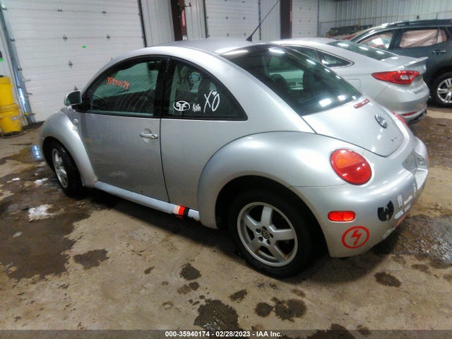 Volkswagen New Beetle 2000 3VWDD21C3YM482673 Image 4