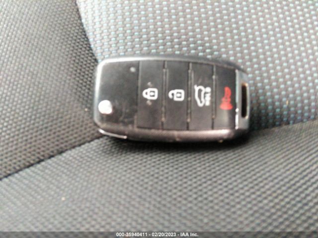 KNDPB3AC7F7759540 KIA Sportage Lx