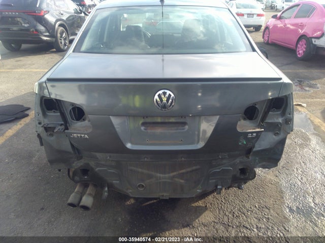 2010 VOLKSWAGEN JETTA SEDAN LIMITED VIN: 3VWRZ7AJ2AM155447