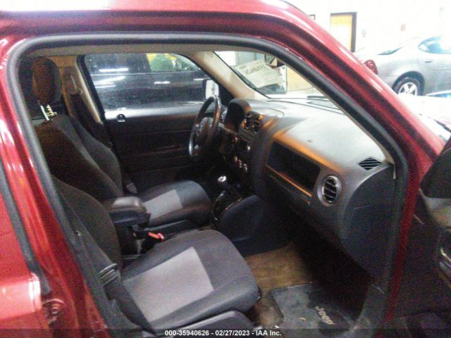 1C4NJRFB1GD668263 Jeep Patriot Latitude
