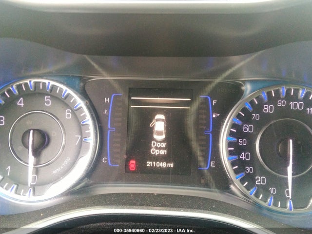 Chrysler 200 Limited 2015 1C3CCCAB8FN534305 Image 7