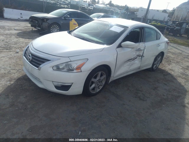 Nissan Altima 2.5 S 2015 1N4AL3AP4FC460526 Image 2