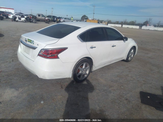 Nissan Altima 2.5 S 2015 1N4AL3AP4FC460526 Image 5
