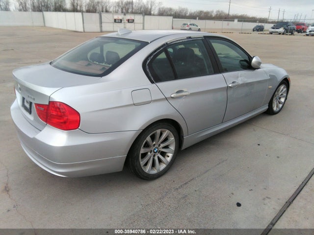 BMW 3 Series 328i 2011 WBAPH5G5XBNM78273 Image 4