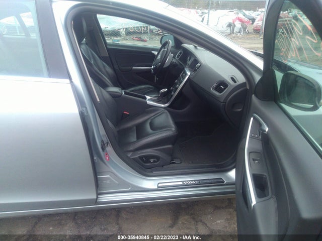 Volvo S60 T5 2013 YV1612FH6D2183912 Image 6