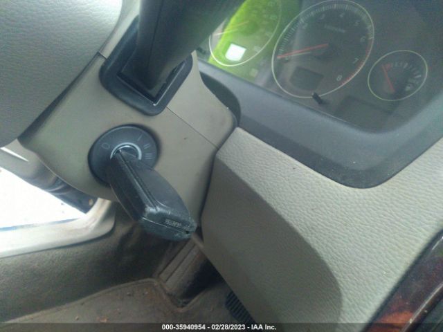 YV1SW592952483342 Volvo V70