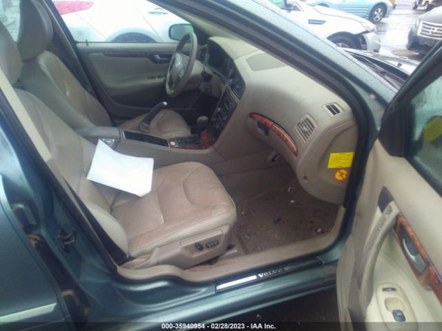 YV1SW592952483342 Volvo V70