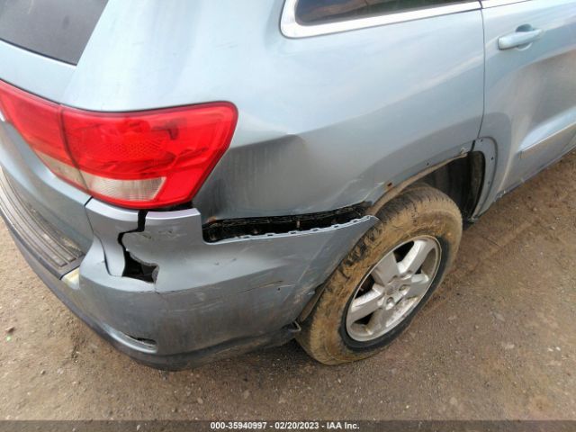 1C4RJFAG2CC325903 Jeep Grand Cherokee Laredo