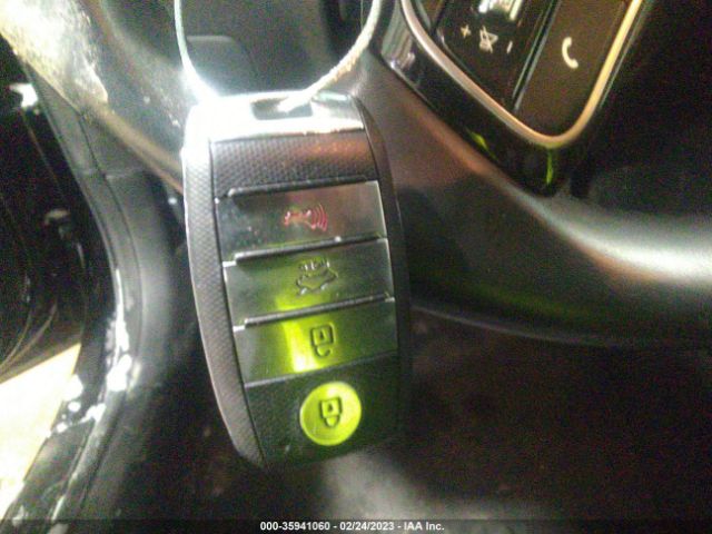 5XXGT4L39KG360050 KIA Optima S