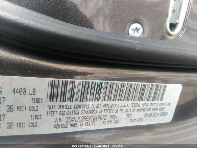3C4NJCBB9HT643075 Jeep Compass Latitude