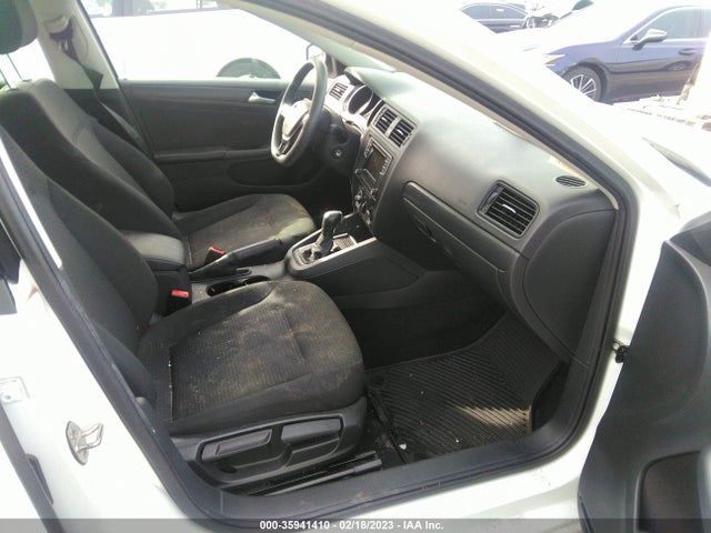 3VW267AJ2GM210983 Volkswagen Jetta Sedan 1.4t S
