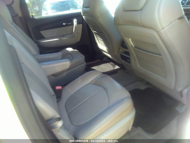 2008 GMC ACADIA SLT2 VIN: 1GKER33748J155358