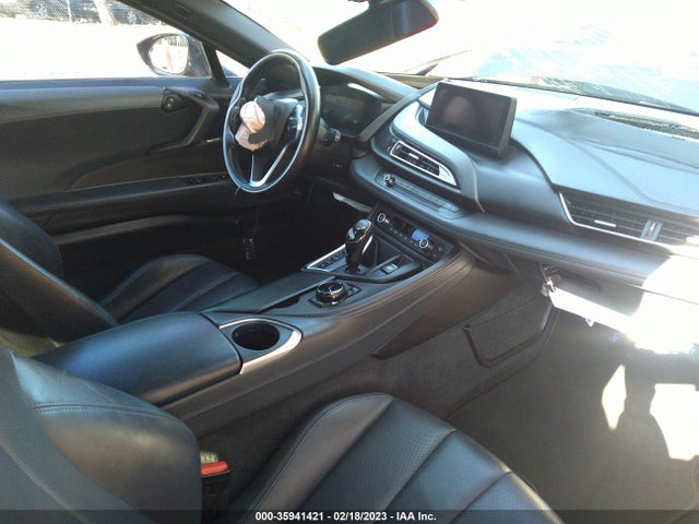 2017 BMW i8, VIN: WBY2Z2C55HV676376