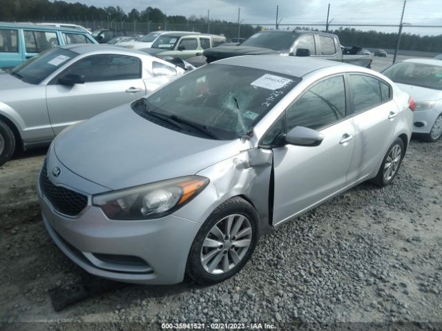 KNAFX4A6XF5399282 KIA FORTE LX