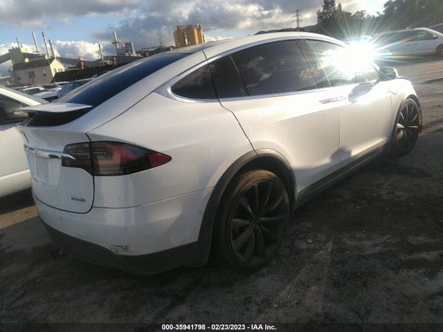 5YJXCBE48GF012972 Tesla Model X P90d/75d/p100d