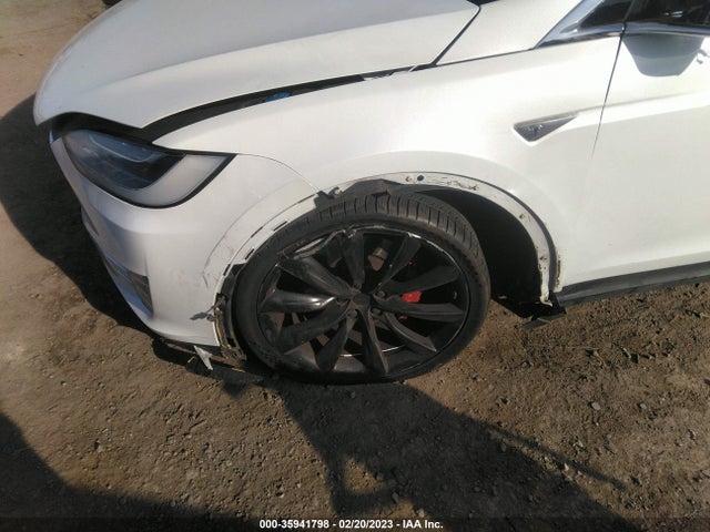 5YJXCBE48GF012972 Tesla Model X P90d/75d/p100d