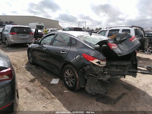 2020 Kia Optima, VIN: 5XXGT4L3XLG388571