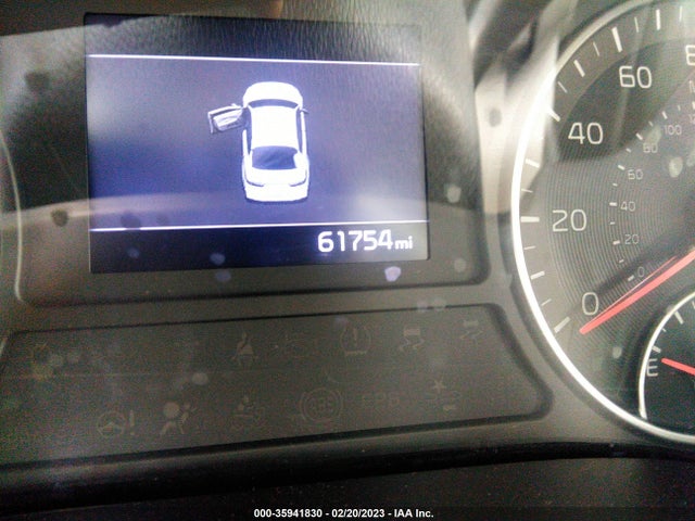 2020 Kia Optima, VIN: 5XXGT4L3XLG388571