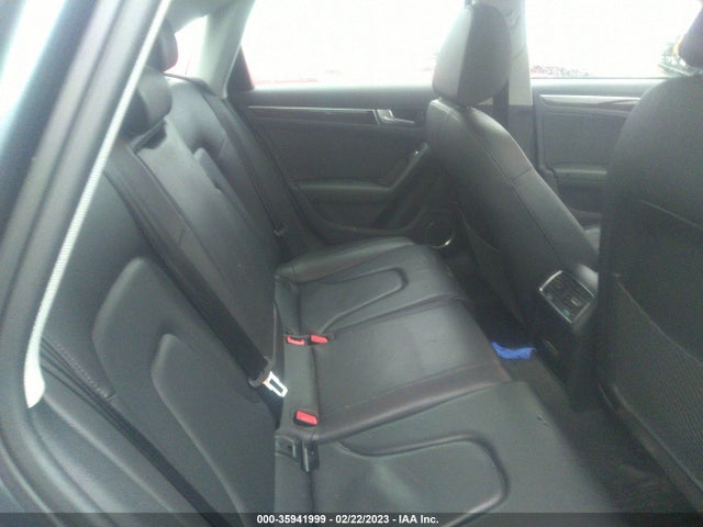 2016 Audi A4, VIN: WAUFFAFL9GN007913