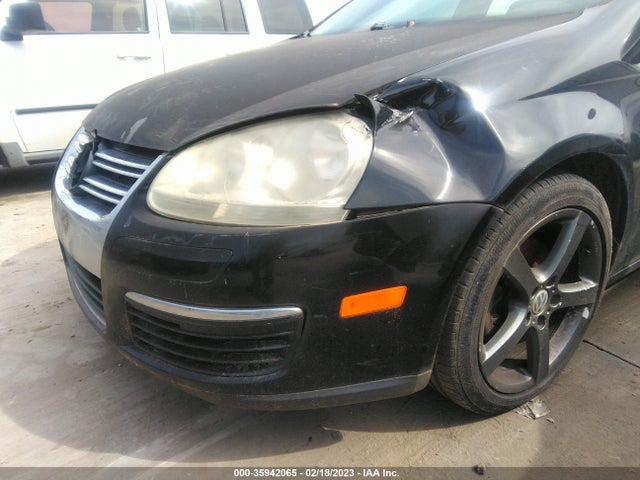 3VWRM71K38M050885 Volkswagen Jetta Sedan Se/sel