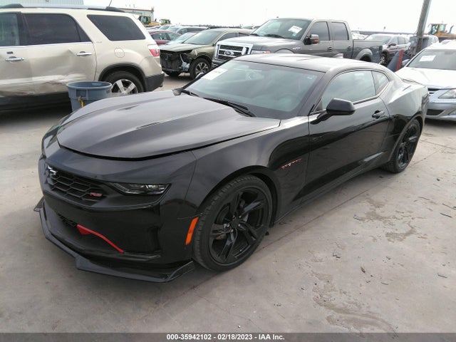 Chevrolet Camaro 2lt 2021 1G1FD1RS6M0131652 Image 2