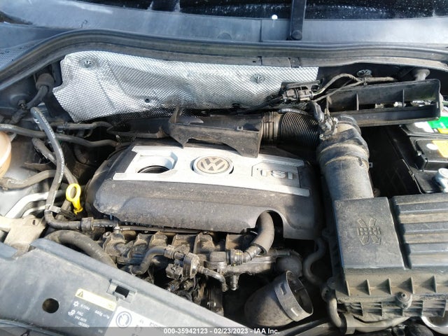 Volkswagen Tiguan 2016 WVGAV7AX3GW552377 Image 11