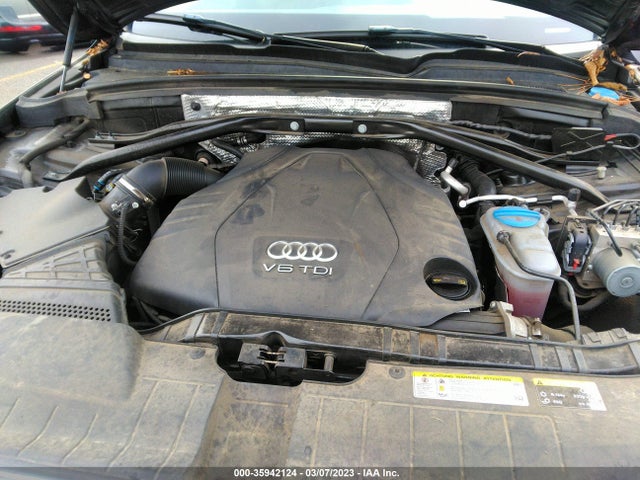WA1CMAFP8EA050703 Audi Q5 Premium Plus