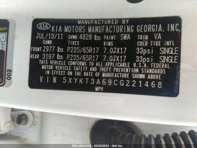 2012 KIA SORENTO LX VIN: 5XYKT3A69CG221468