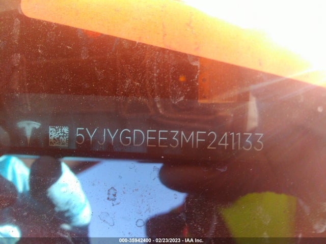 Tesla Model Y Long Range 2021 5YJYGDEE3MF241133 Image 9