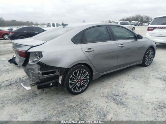 3KPF44AC3NE493542 KIA FORTE GT